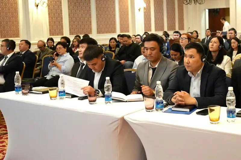 Для сотрудников министерств и банков провели обучение по вопросам соблюдения санкционных требований США