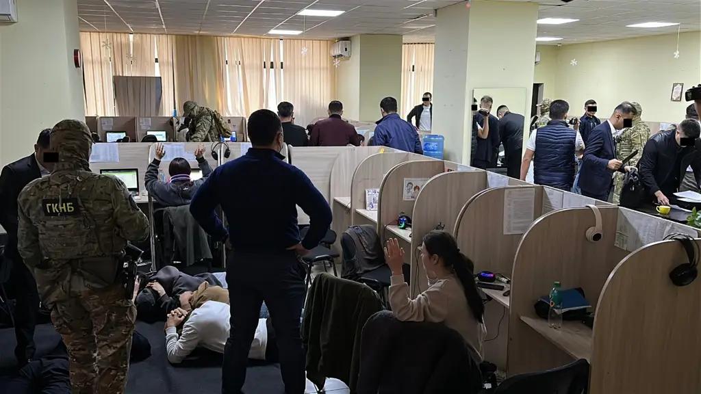 ГКНБ пресек крупную схему кибермошенничества, организованную гражданами Казахстана
