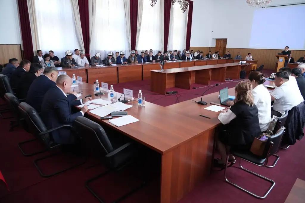 Жители Иссык-Кульской области подняли вопросы обеспечения населенных пунктов чистой питьевой водой