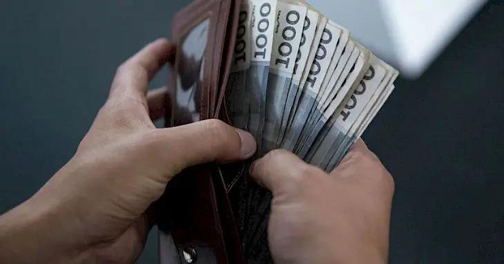 Зарплаты в частном секторе Кыргызстана опережают бюджетные на 70%