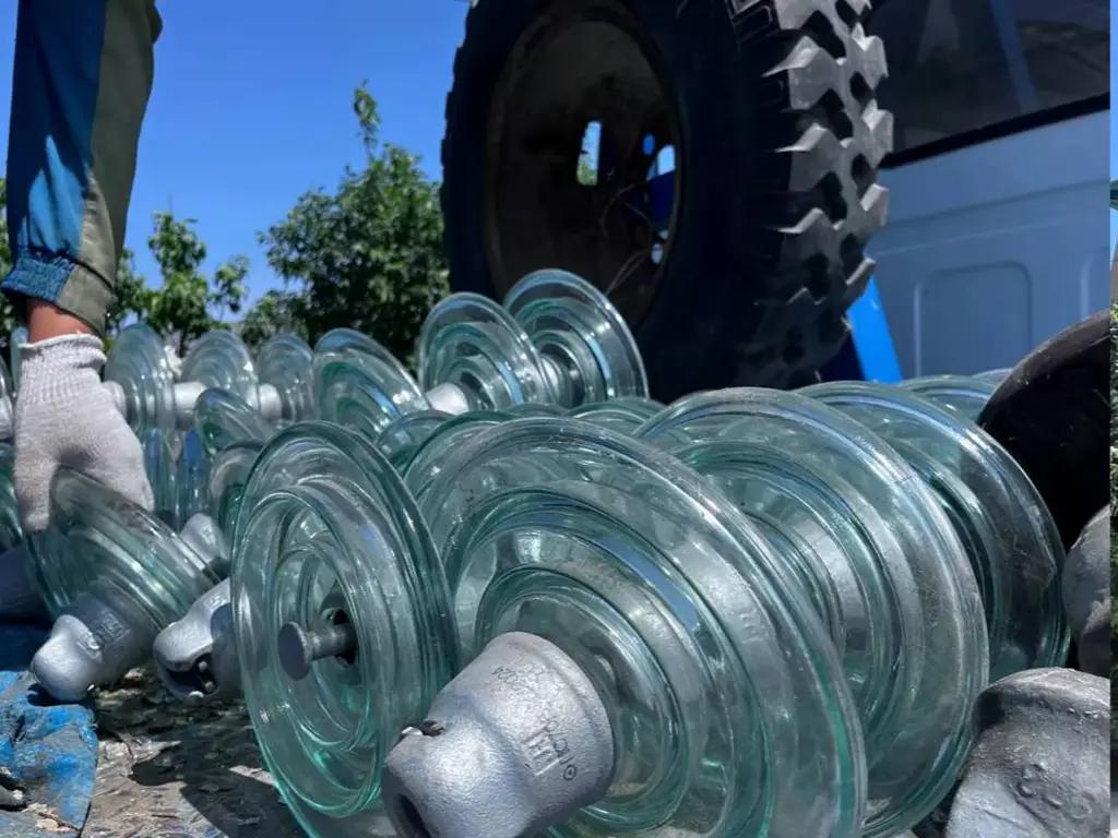 604 Porcelain Insulators Replaced with Glass in Talas Region