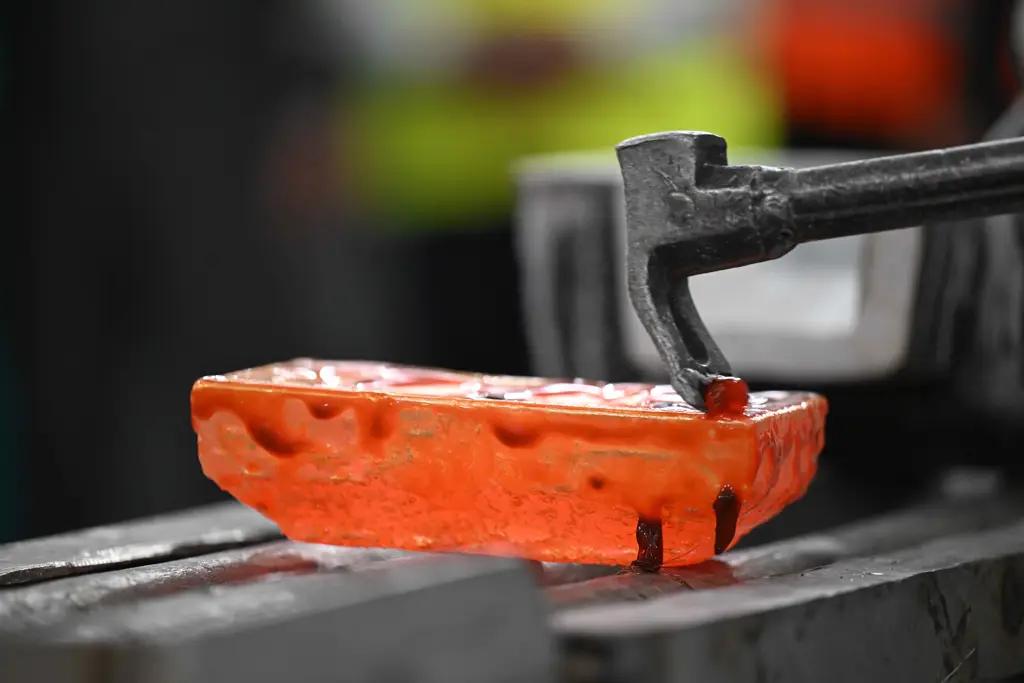 Адылбек Касымалиев оценил работу месторождения Джеруй и вклад в экономику региона