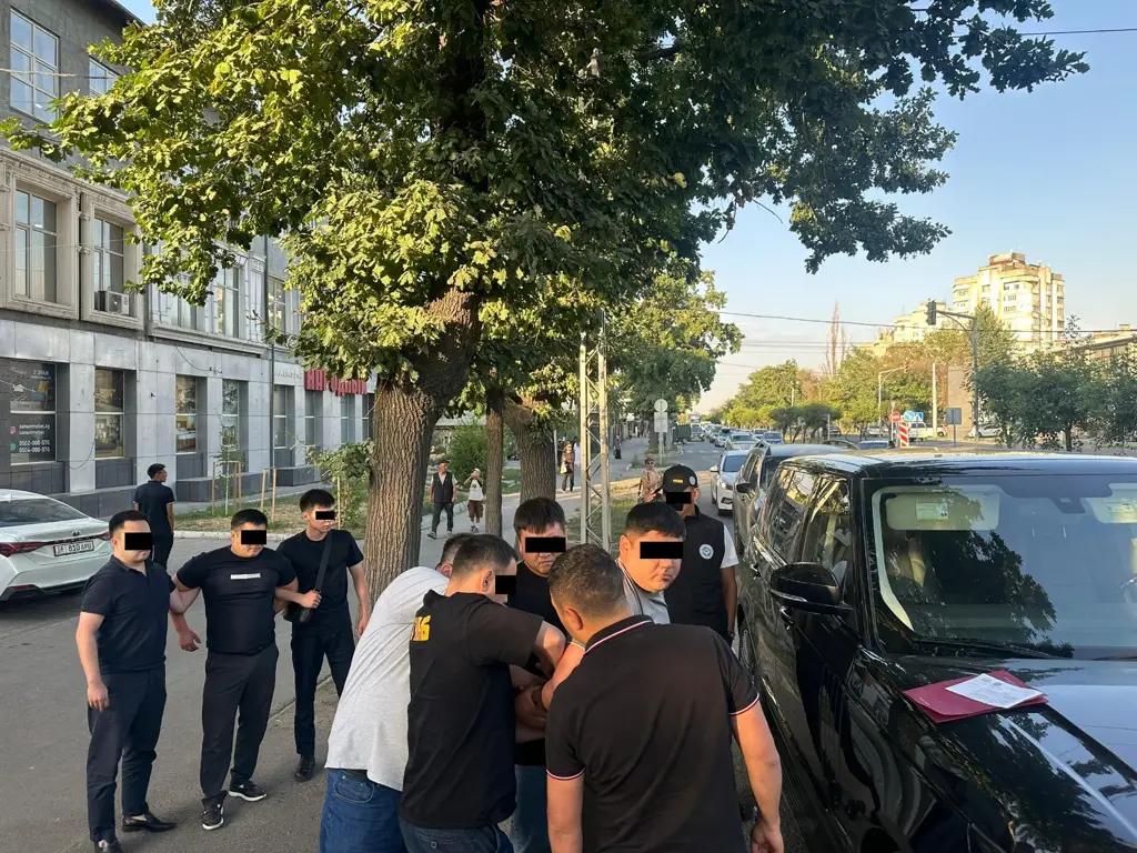 Задержан экс-сотрудник органов нацбезопасности, причастный к мошенничеству и незаконной миграции