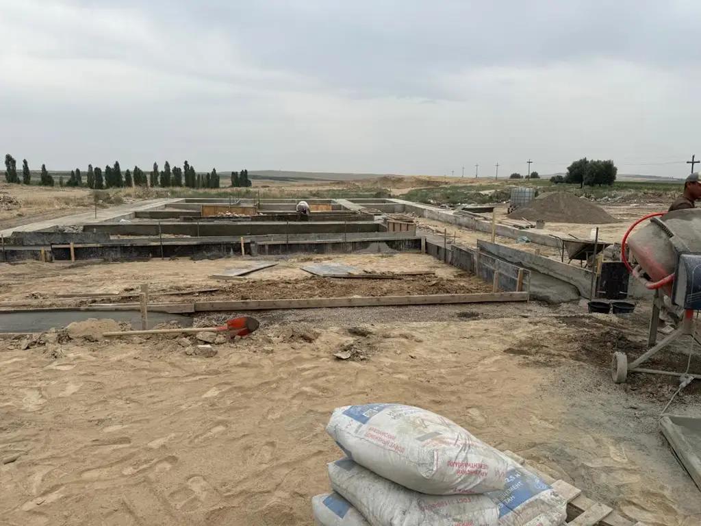 A logistics centre for fruit storage is being built in the Jalal-Abad region