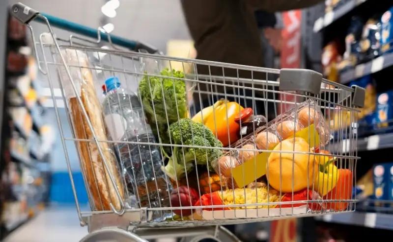 Цены в Кыргызстане продолжают расти, за полгода инфляция составила 4%