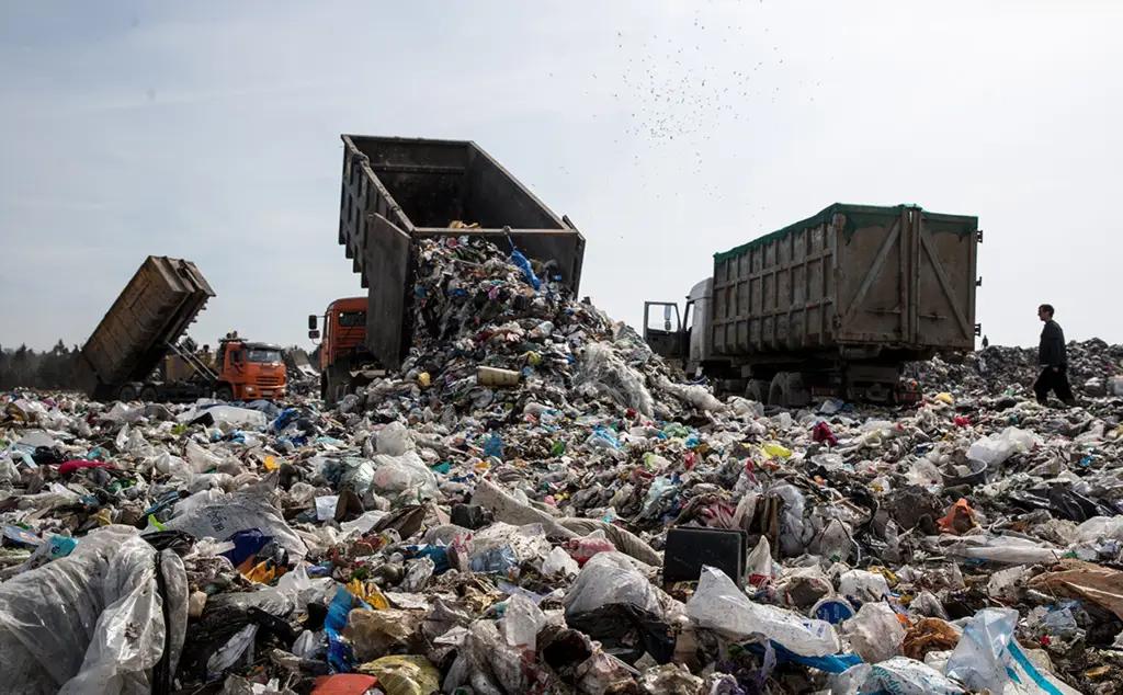 Власти Бишкека выявили нарушения на бывшей свалке в Сарбане