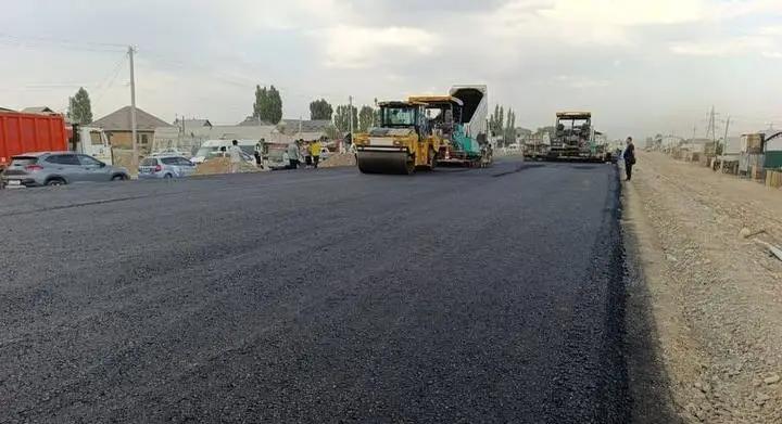 На северной объездной дороге начали укладывать асфальт