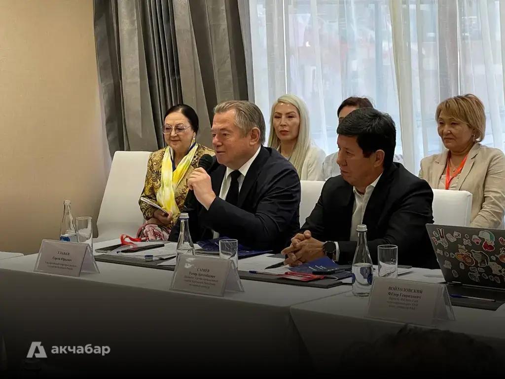 Если бы не вхождение в ЕАЭС, бензин в Кыргызстане стоил бы 100 сомов за литр — Темир Сариев