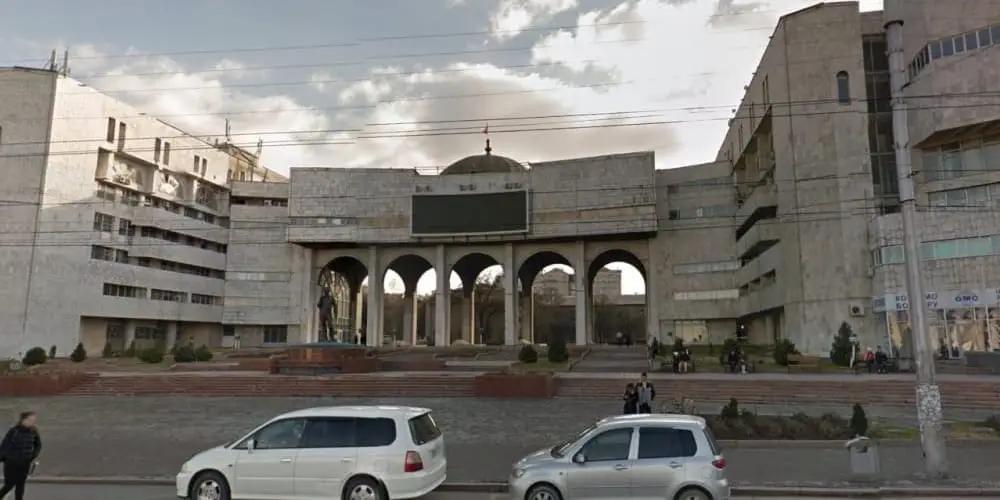 Айыл чарба министринин орун басары кармалды, министрлик үн катты