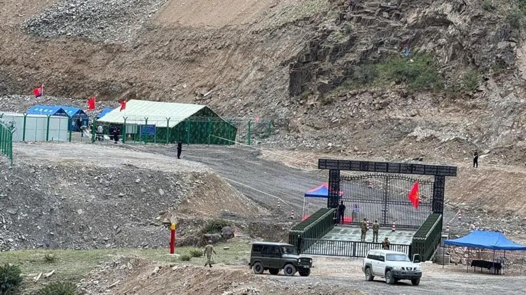 Кытай «Бедел» өткөрмө пунктун курууга көмөк көрсөтөт