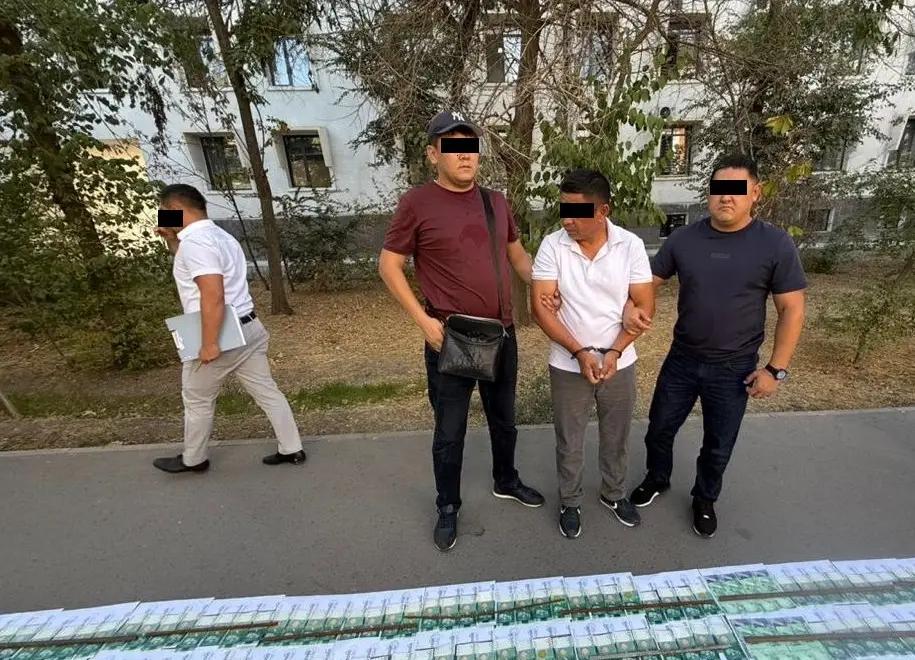 Начальник Чаткальского лесхоза вымогал взятку у золотодобывающей компании
