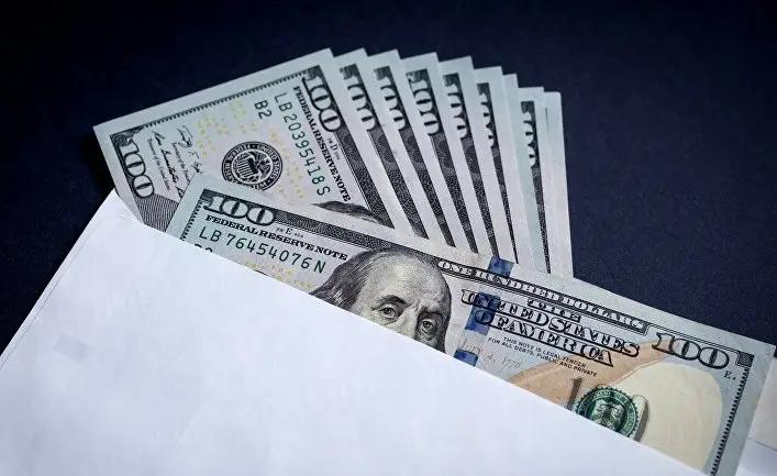 Судья Ошского городского суда и сотрудник прокуратуры задержаны за взятку