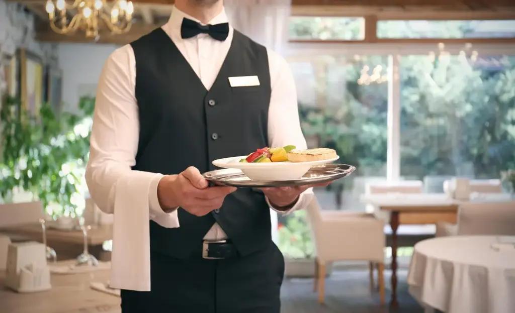 Cafes and restaurants in Kyrgyzstan will be prohibited from charging a mandatory “service fee”