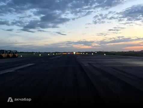 В аэропорту «Манас» проверили качество асфальта взлетно-посадочной полосы