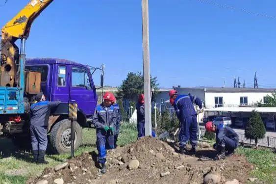В Таш-Кумыре готовятся к осенне-зимнему периоду, улучшают электроснабжение