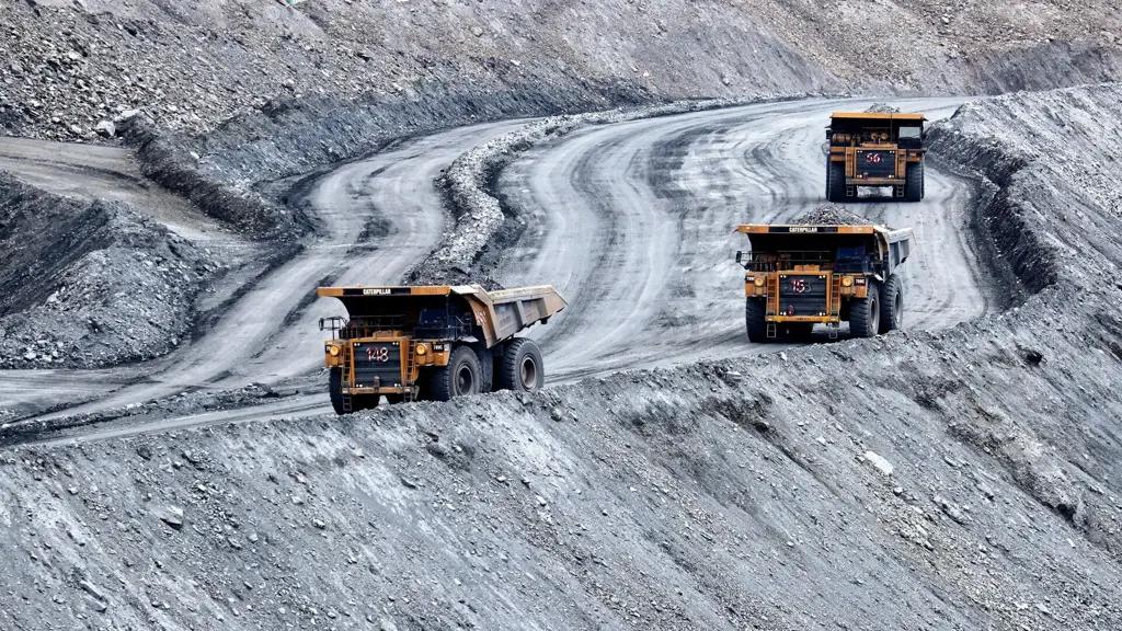 «Кумтор» перевел в бюджет на 3.6 млрд сомов больше, чем год назад