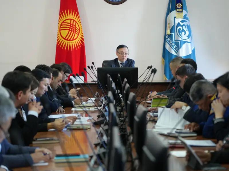 В Бишкеке обсудили подготовку к предстоящим досрочным выборам в ЖК