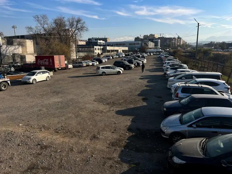 В столице за день за неправильную парковку эвакуировано 64 автомобиля