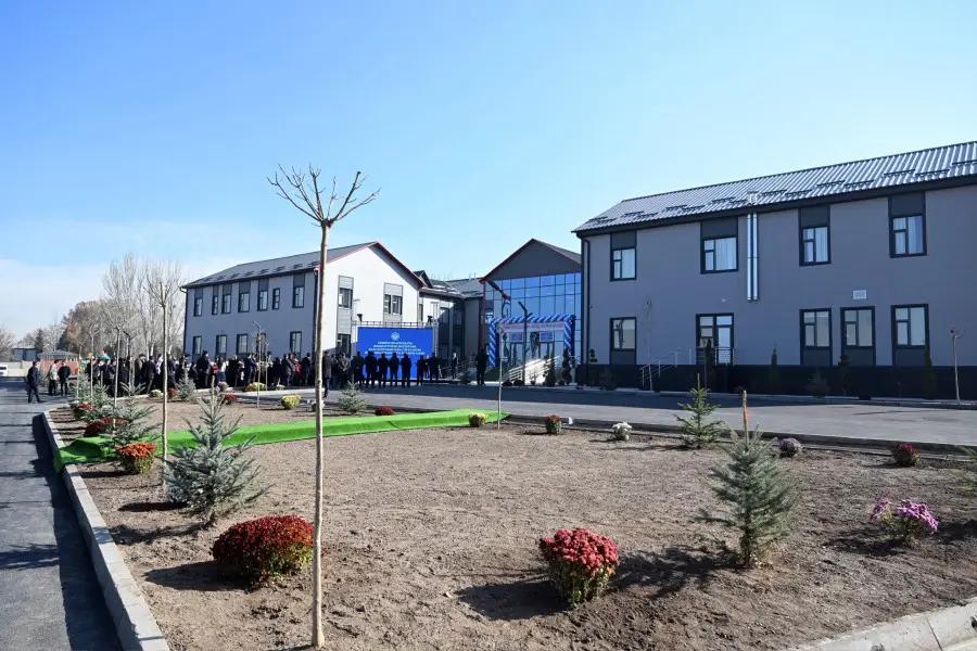 Садыр Жапаров открыл социальные объекты на территории госрезиденции «Ала-Арча»