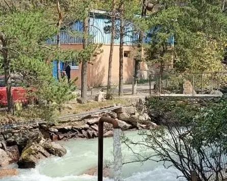 В ущелье Алмалуу незаконно возвели рекреационный комплекс