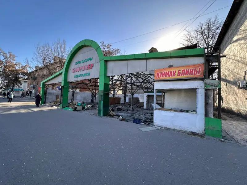 Voluntary dismantling of the Booruker mini-market has begun in the capital