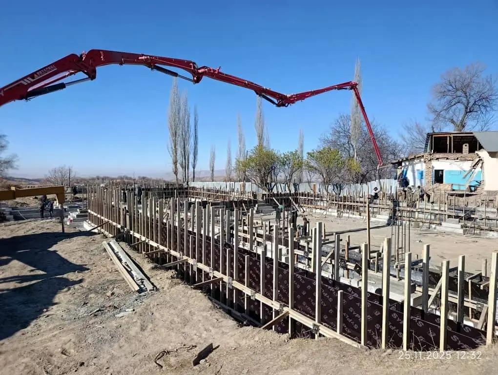 Жалал-Абадда Фрунзе мектебинин курулушу башталды