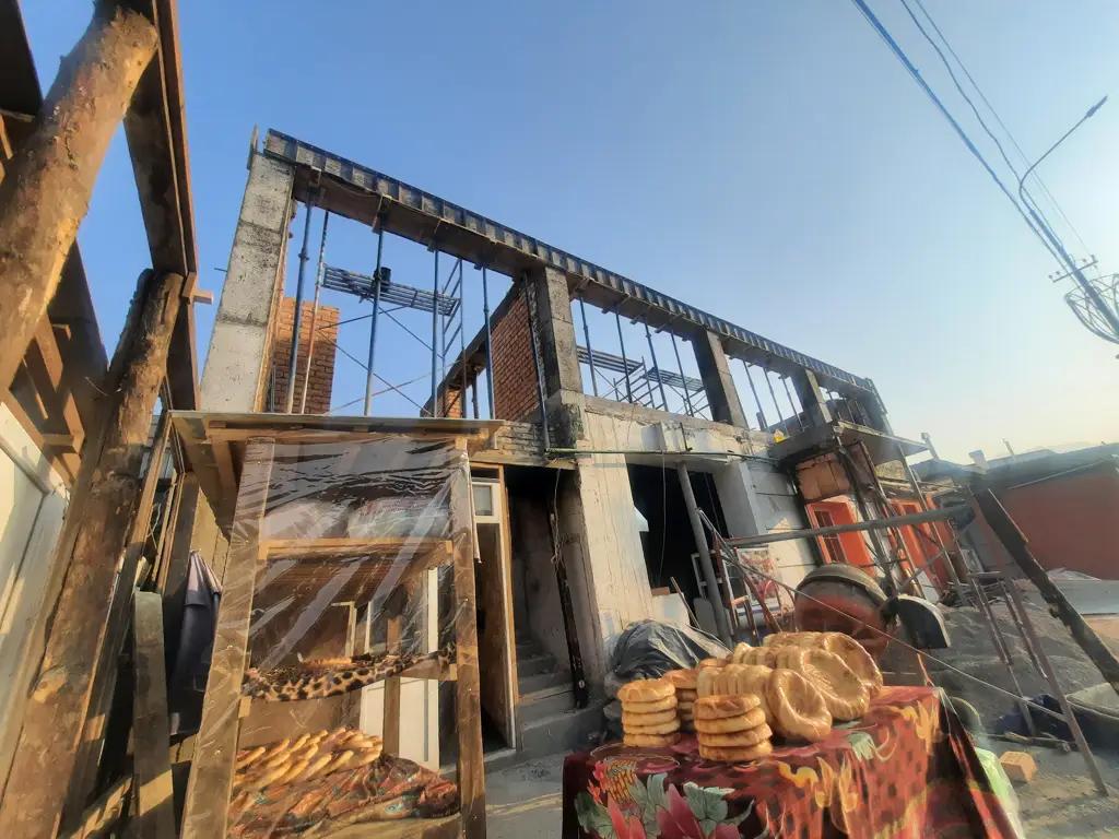 Баткенде мыйзамсыз курулуш боюнча эскертүү берилип, айып пул салынды