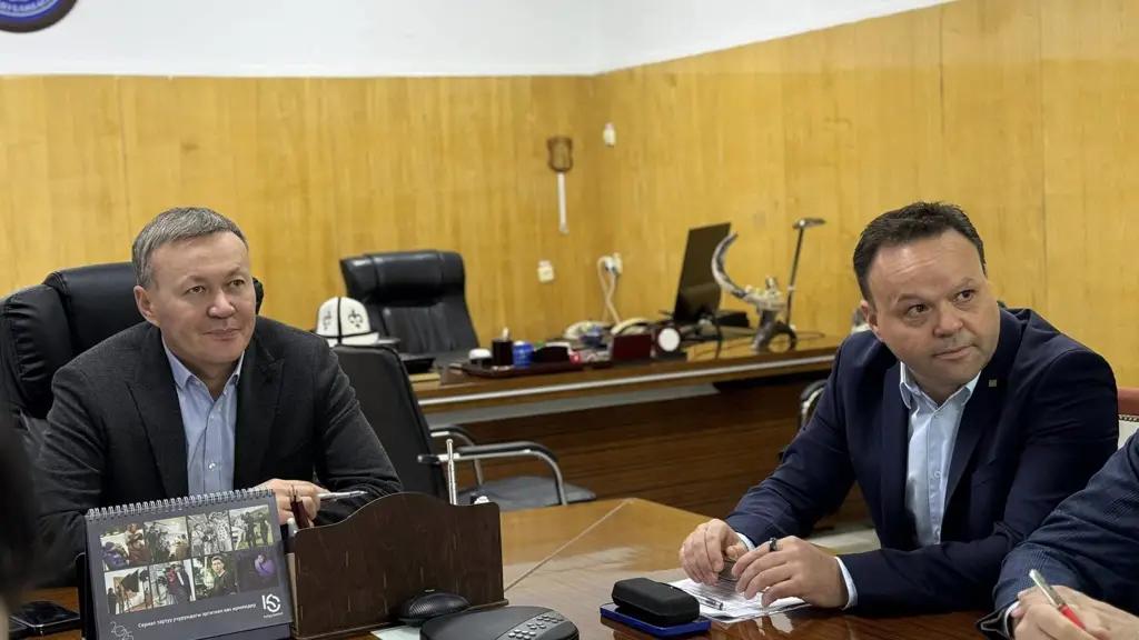 Нарын: Борбордук Азия университетине убактылуу берилген айрым жерлер мэрияга кайтарылат