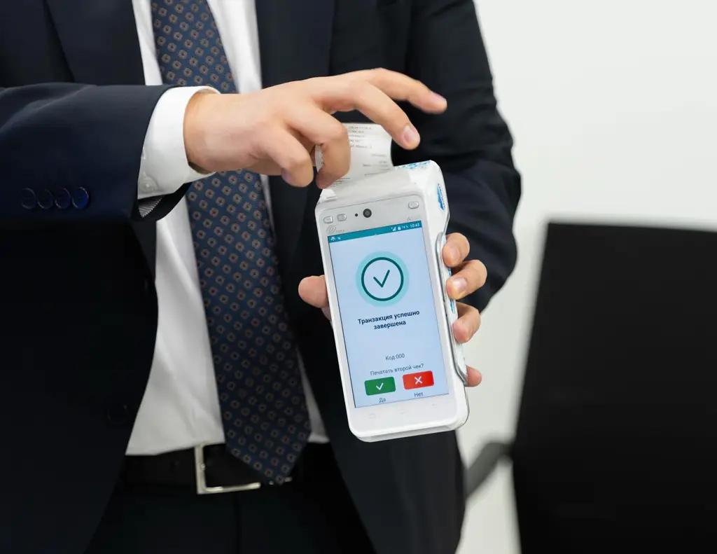 Кыргызстан менен Өзбекстандын ортосунда төлөм карталары боюнча кызматташтык түзүлдү