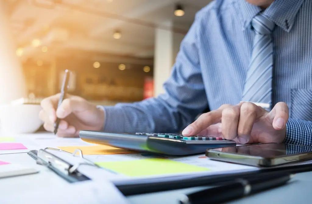 From Insights to Action: How AI Enables Proactive Risk Management in Banking