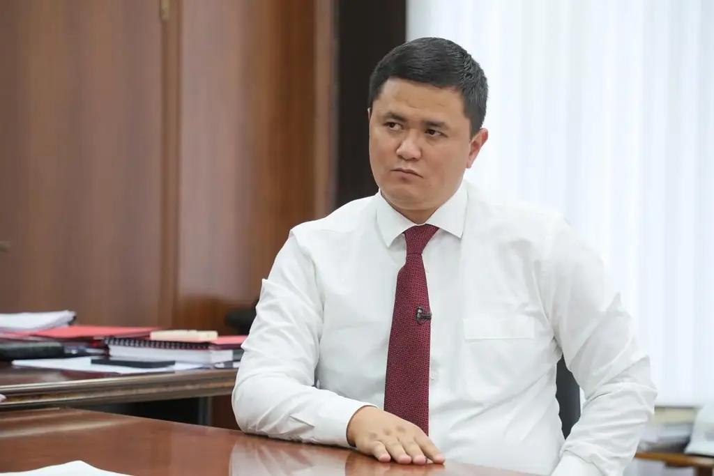 Орунтаев: “Мыйзамсыз курулуштун 100гө жакыны легалдаштырылды”