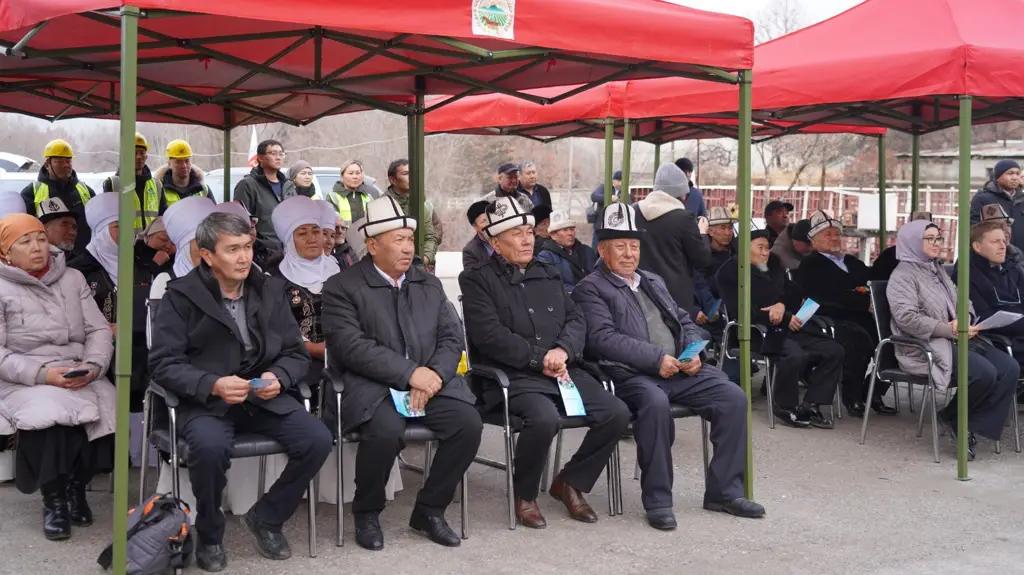 В Баткенской области заложили капсулу в честь начала модернизации ирригационной системы