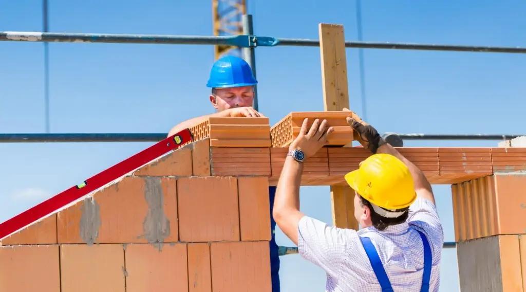 Оштун Төлөйкөн айылына 57.851 млн сомго маданият үйү салынат