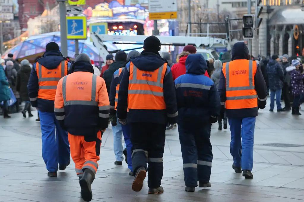 Число кыргызстанцев в России сократилось на 37 тысяч за полгода