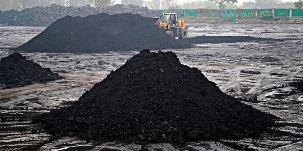 Бишкек менен Чүйдө майда көмүр жаккандарга 23 миң сомго чейин айып салуу сунушталууда