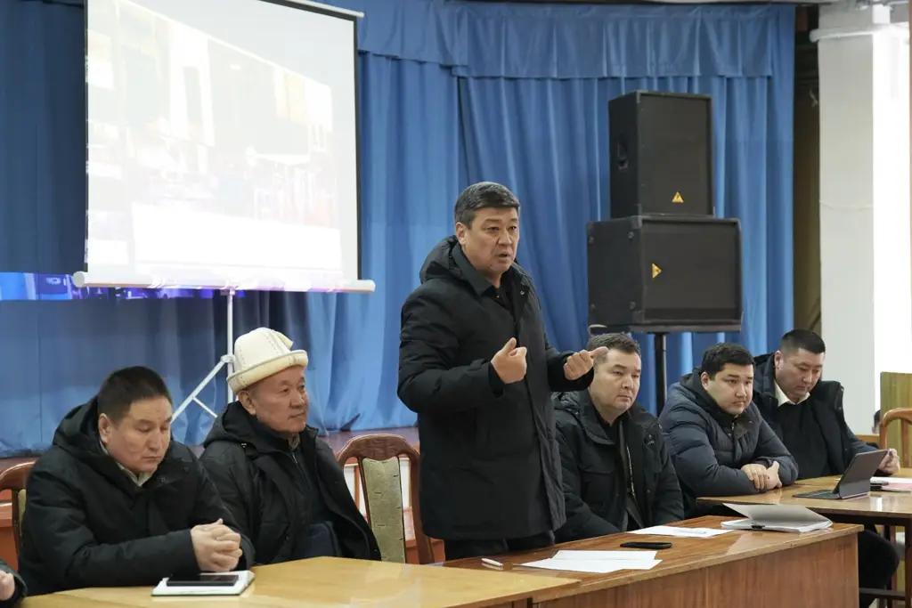 Работникам «Майлуу-Сууйского» завода выплатят долги по зарплатам