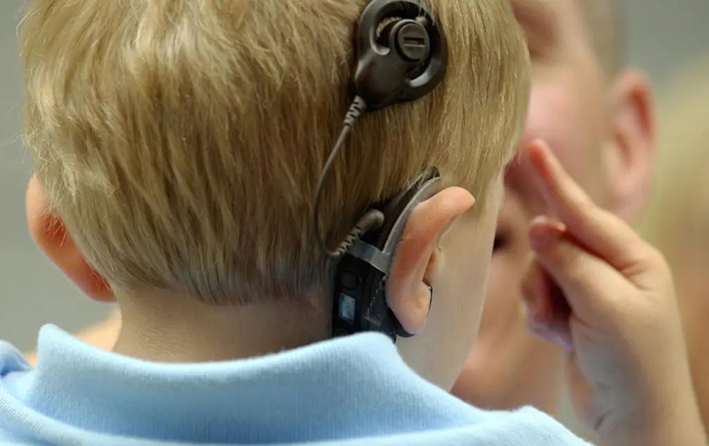 В Бишкеке планируют закупить речевые процессоры почти на 30 млн сомов