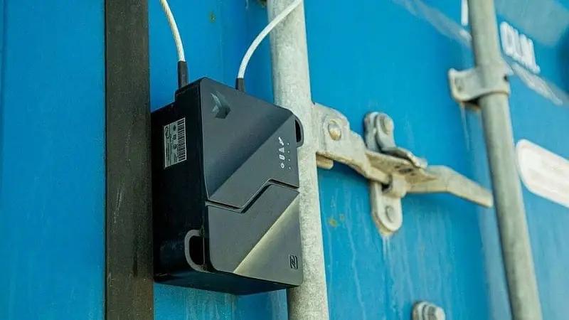 В Кыргызстане с 11 февраля вводят обязательные навигационные пломбы для алкоголя и табака