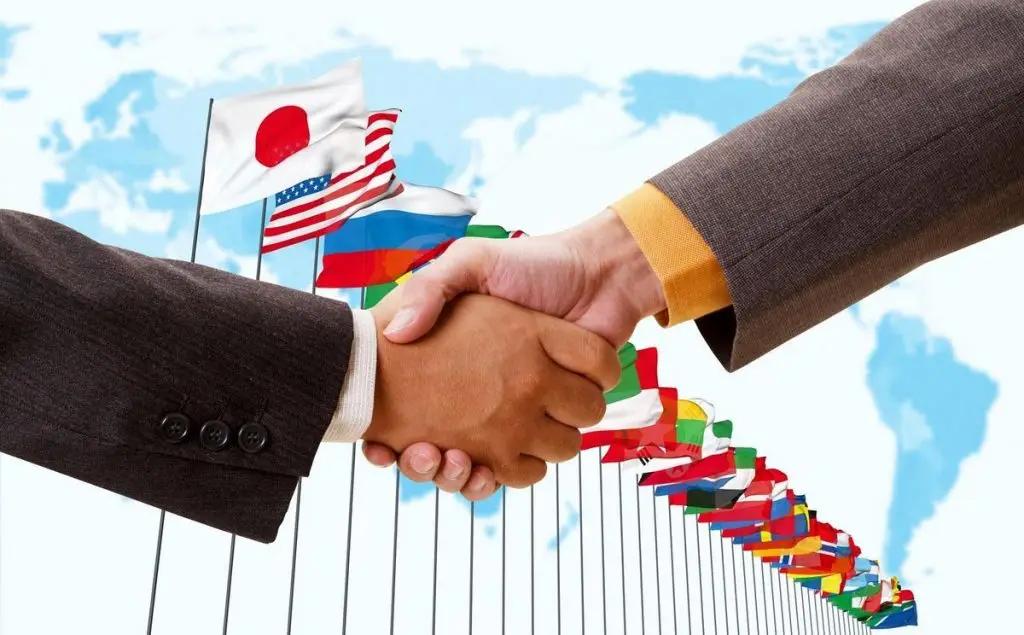 Единый налог для работающего за границей бизнеса снизили в 10 раз