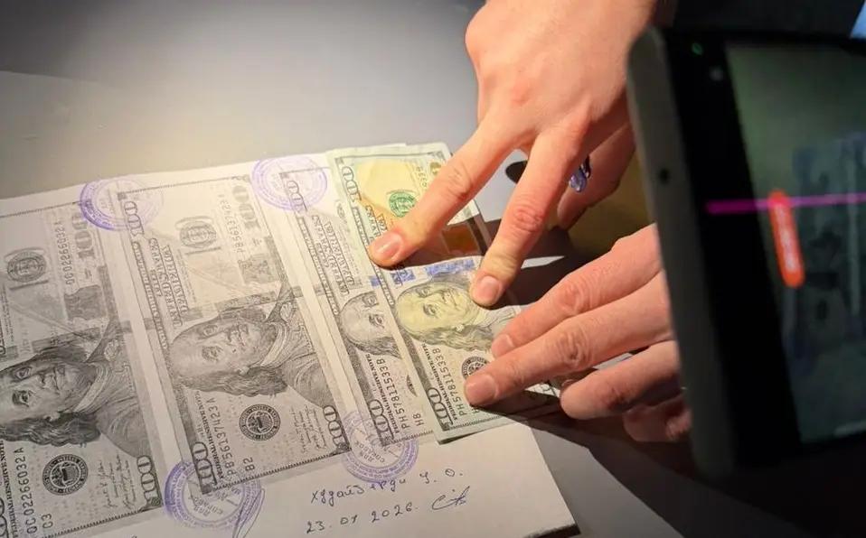 В Ошской области по факту вымогательства задержаны следователи двух районов