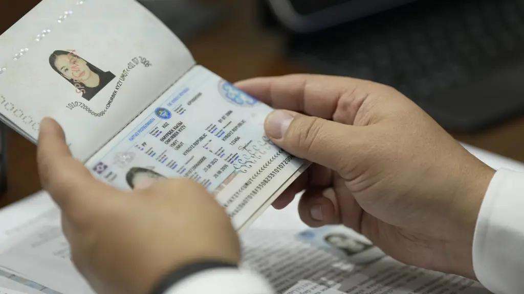 16 жашка толо элек жарандар үчүн паспортко документ тапшыруу тартиби жөнөкөйлөтүлдү