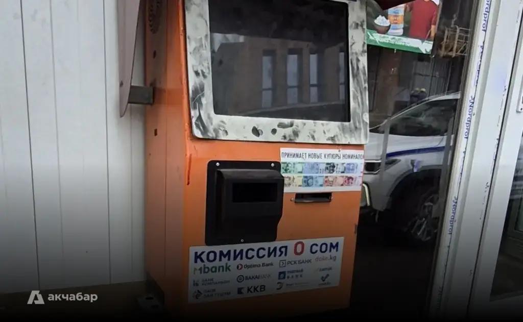 “Кумар оюнун ойногон адам уурдаган болушу мүмкүн”. Бишкекте терминалдан 650 миң сом уурдалды