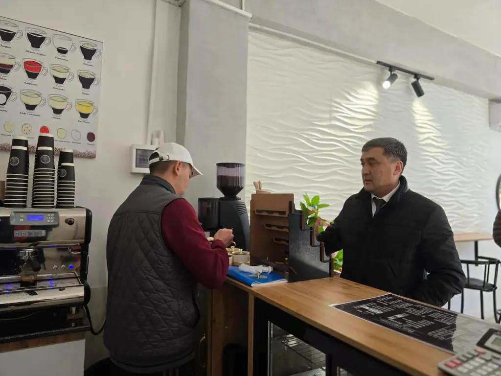 Как трудовые мигранты развивают бизнес, — Минтруда