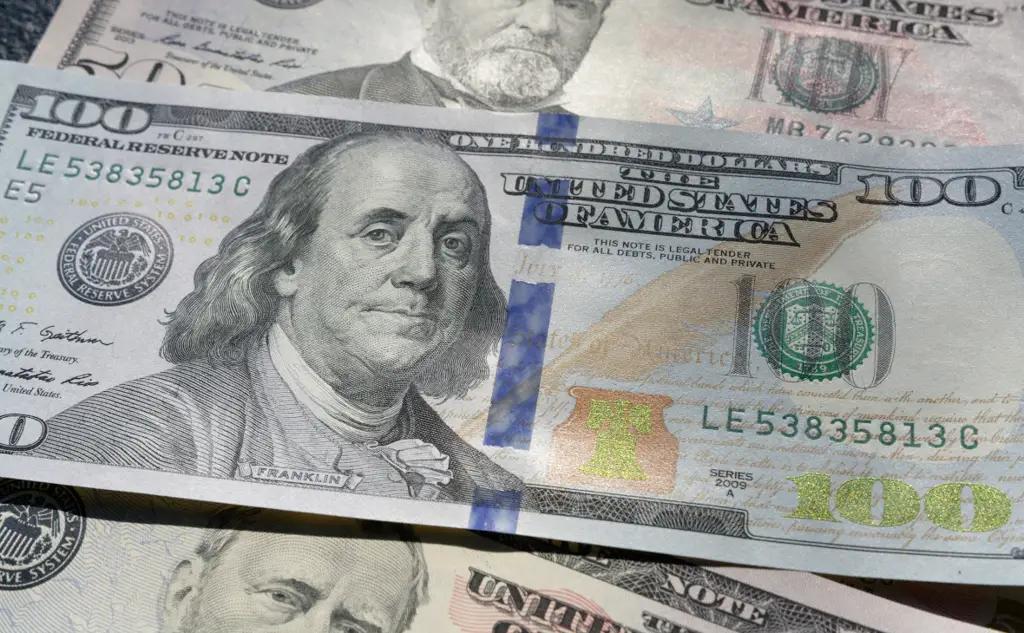 Былтыркы жылы декабрда Кыргызстанга кирген акча которуулардын жалпы көлөмү 267,6 млн долларды түздү