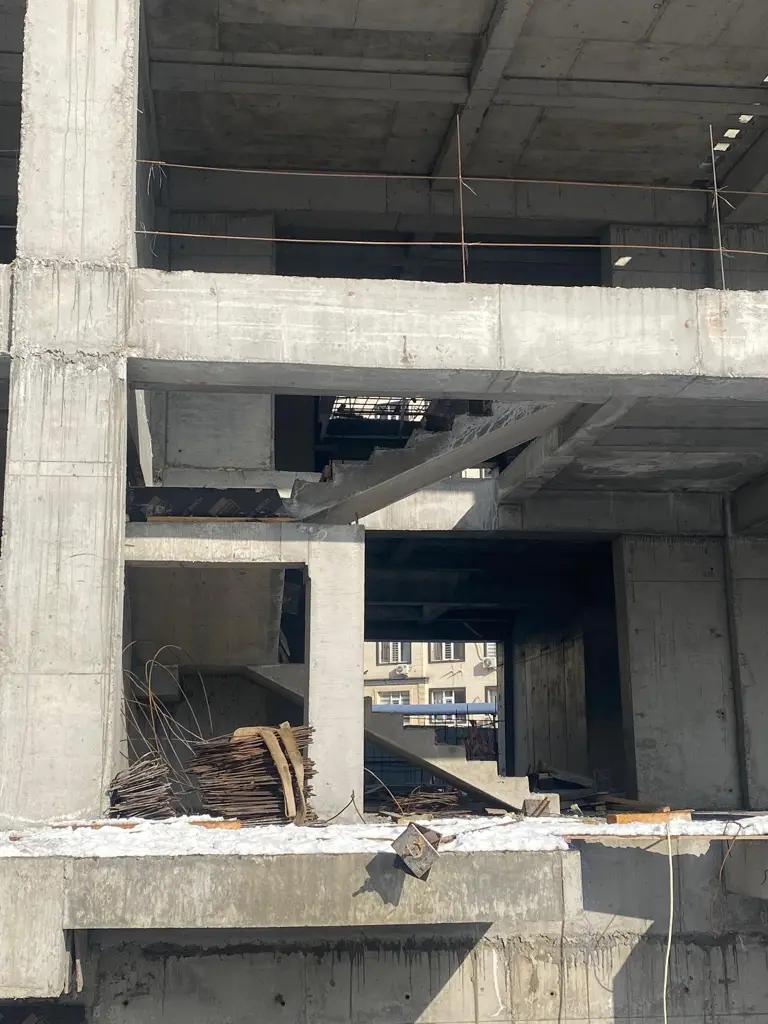 Бишкекте курулуш объектинде мыйзам бузуу үчүн 200 миң сом айып салынды