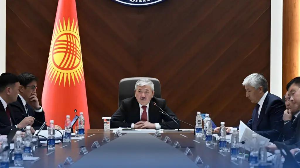 Мекемелер аралык комиссия мамлекеттик башкарууда бюрократияны азайтуу боюнча талкуулашты