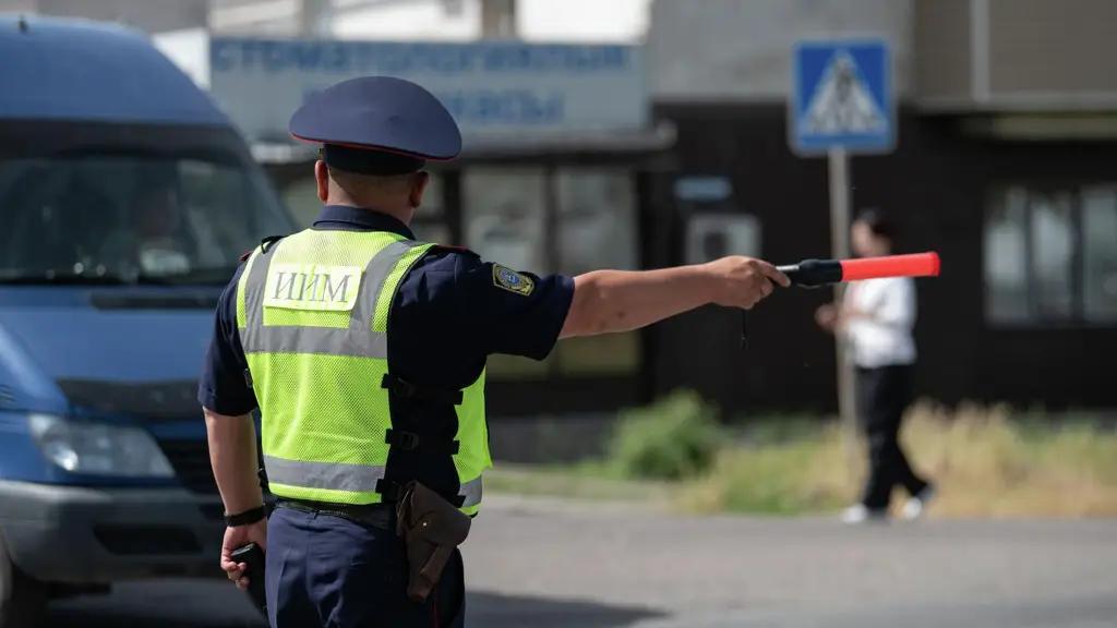 ЖКККББга кызматтык кийимдерди сатып алууга 10 млн сомдук тендер жарыяланды