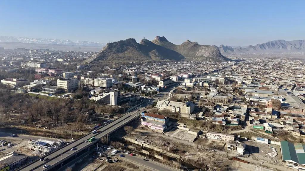 Кузнечные ряды на старом рынке в Оше преобразуют в туристический центр