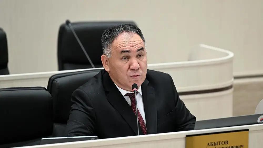 Алмасбек Абытов Жогорку Кеңештин аппаратынын жетекчиси болуп дайындалды