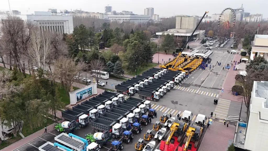 Өзгөчө кырдаалдар министрлигине 116 даана атайын техника тапшырылды